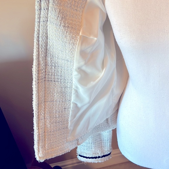 Jacket - Picture 4 of 4